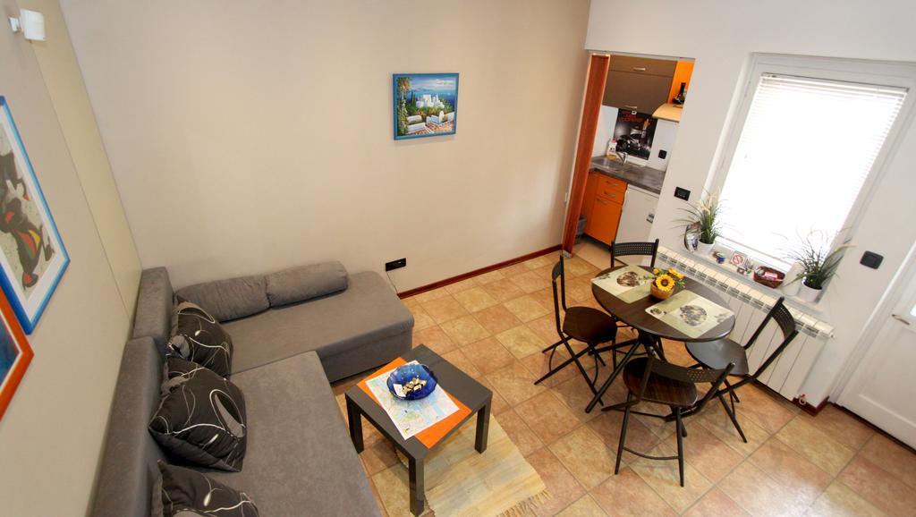 Sneki Apartment Belgrado Exterior foto