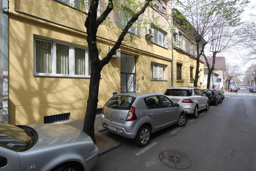 Sneki Apartment Belgrado Exterior foto